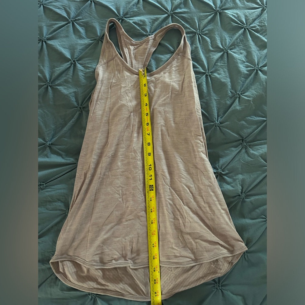 Lululemon Tank - Picture 4 of 5